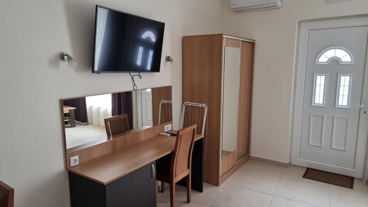 Бутикови Студиа Брита Kranevo Exterior foto