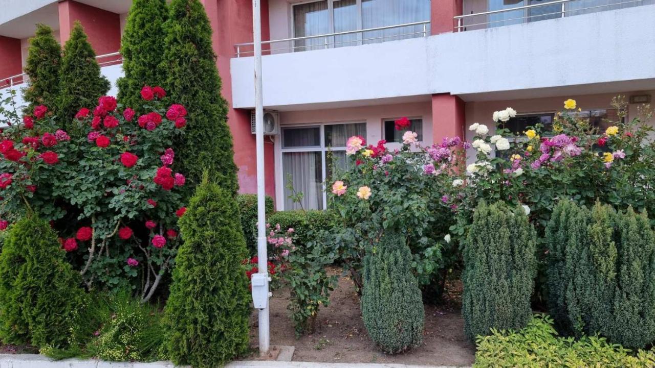 Бутикови Студиа Брита Kranevo Exterior foto