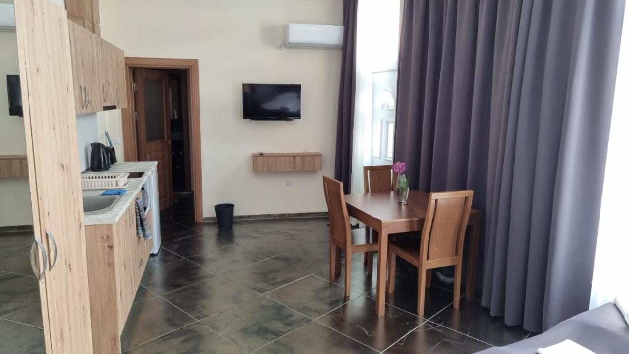 Бутикови Студиа Брита Kranevo Exterior foto